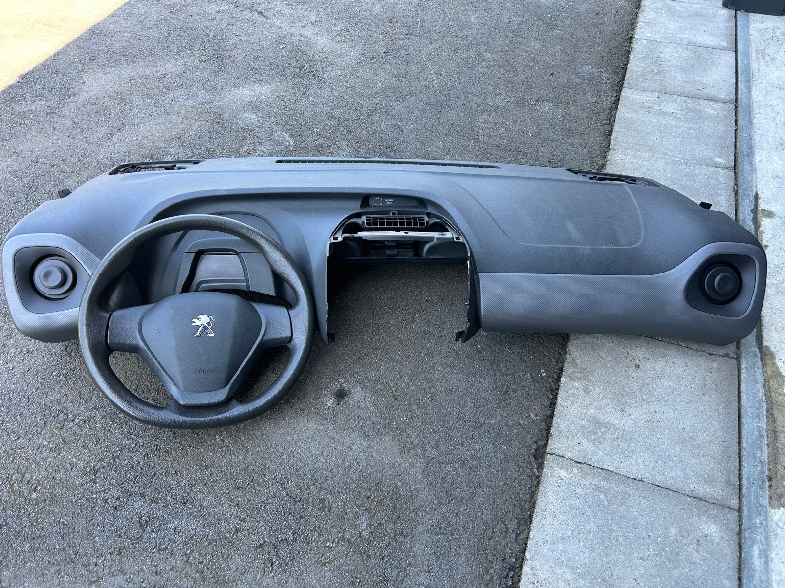 Peugeot 108 dashbord+stuur, Ophalen of Verzenden, Peugeot