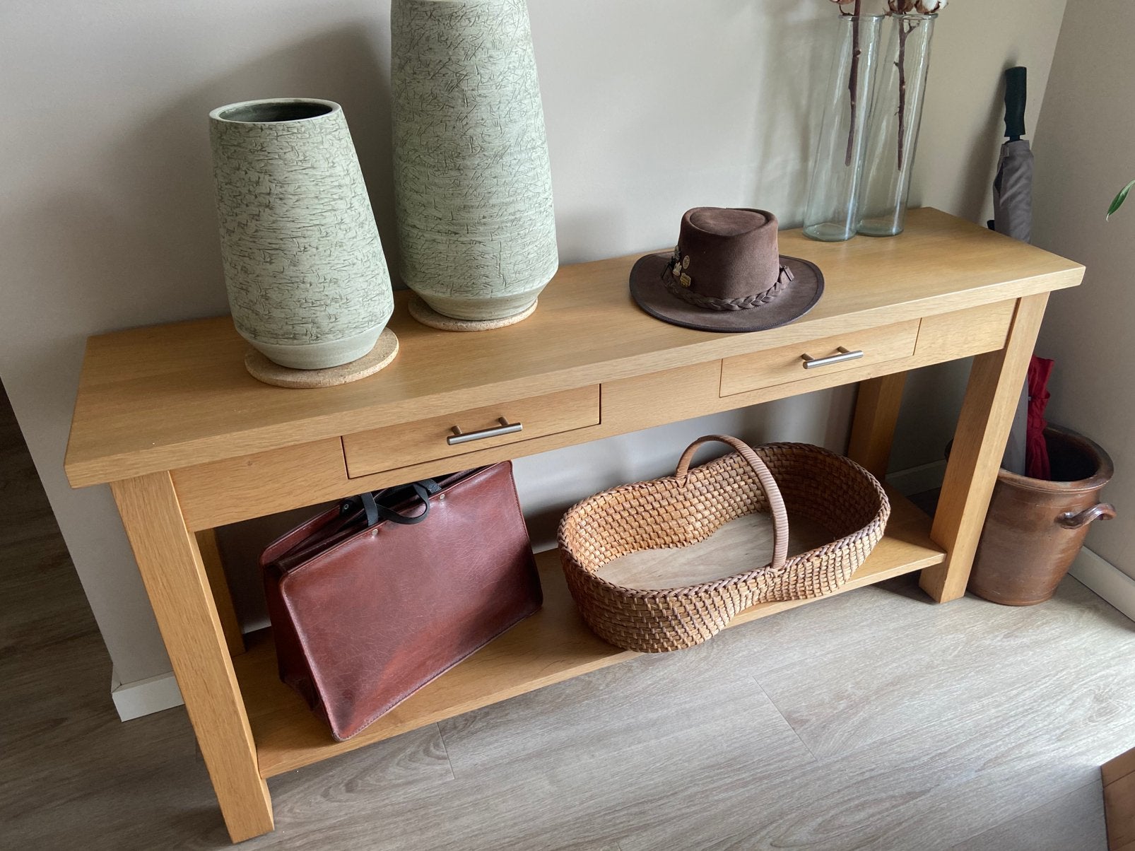 Sidetable strak,  massief eiken hout, Ophalen, 100 tot 150 cm, 50 tot 100 cm, Zo goed als nieuw