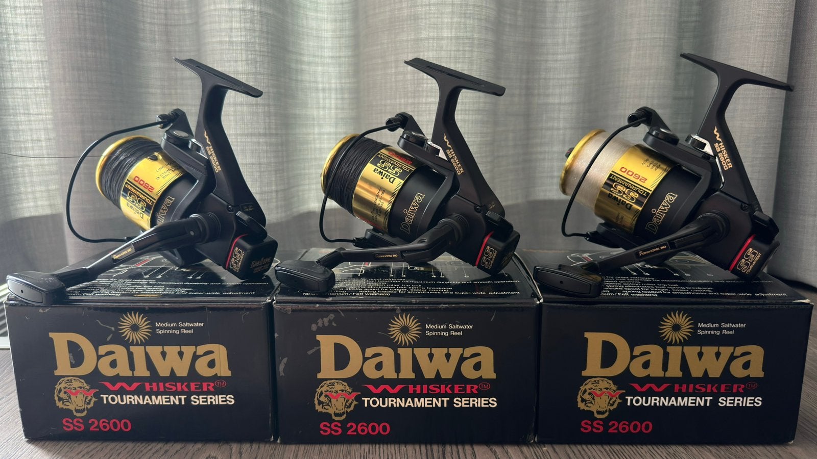 3x Daiwa SS2600 tournament whisker, Watersport en Boten, Hengelsport | Karpervissen, Ophalen, Molen