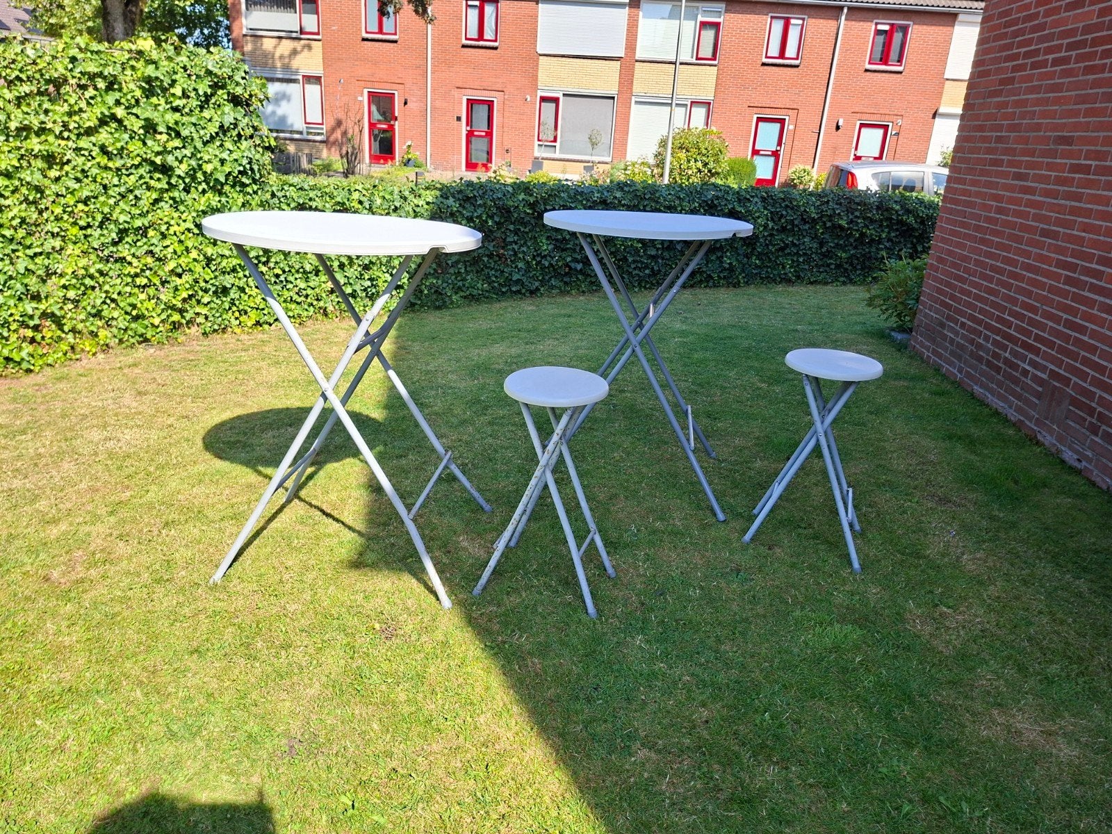 2 Statafels met 2 krukjes - Ideaal voor feestjes!, Ophalen, Gebruikt, Rond, Metaal