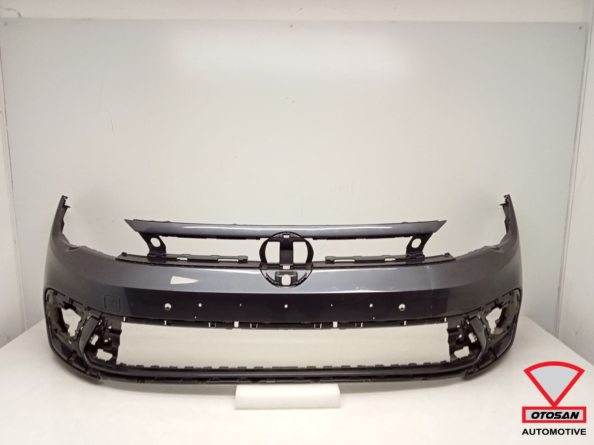VW Polo 2G 2017-2021 Origineel! Voorbumper 4x PDC, Gebruikt, Volkswagen, Volkswagen AG, Bumper