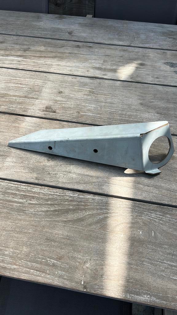 Chassis deel defender links tiebracket, Land Rover, Ophalen of Verzenden, Motorkap, Nieuw