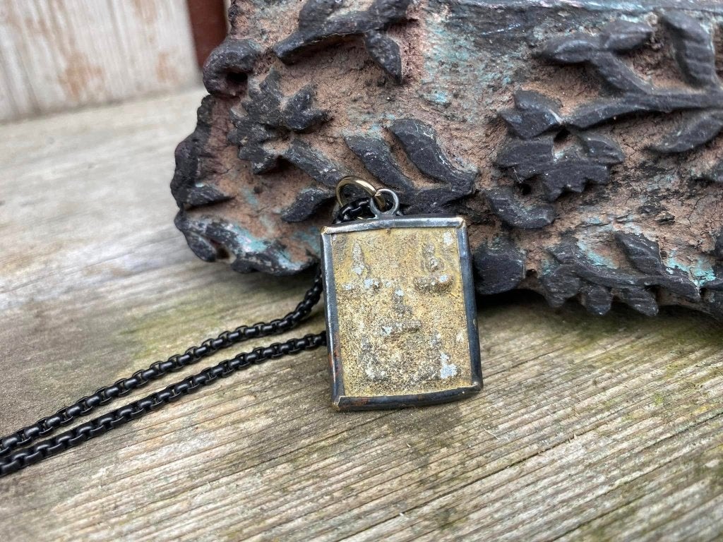 Prachtige antieke Boeddha amulet ketting uit Thailand., Ophalen of Verzenden, Overige materialen, Ketting