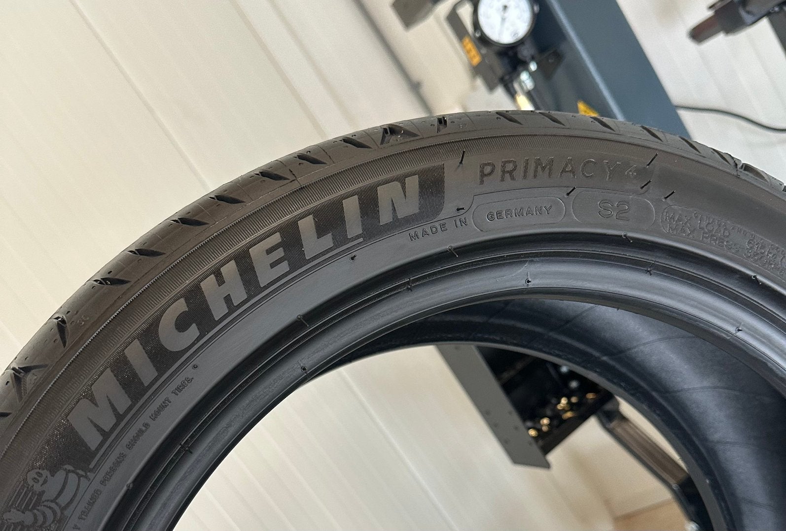 4 Stuks Michelin 225 45 17 Zomerbanden Inclusief Montage, Auto-onderdelen, Banden en Velgen, 225/45 R17, Nieuw, 17 inch, Ophalen of Verzenden