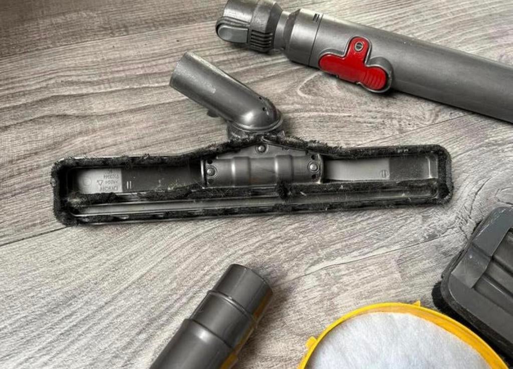 Onderdelen voor Dyson DC 19 T2 origin, Witgoed en Apparatuur, Stofzuigers, Ophalen of Verzenden, Zo goed als nieuw, 1200 tot 1600 watt