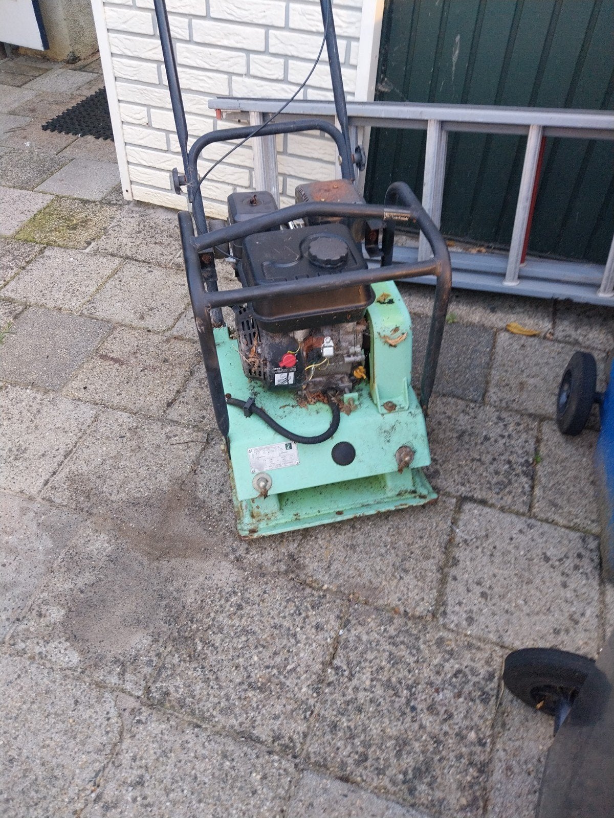 Te koop trilplaat zipper, Ophalen, Gebruikt