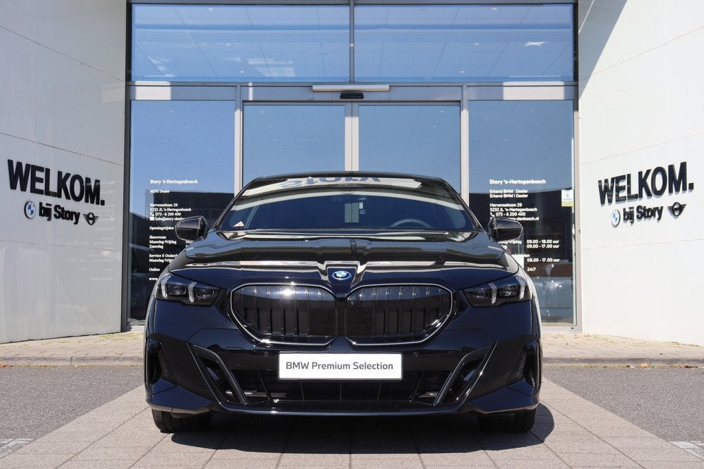 BMW 5 Serie 530e M Sport Automaat / Trekhaak / M Multifuncti, 1998 cc, Achterwielaandrijving, 1800 kg, Met garantie (alle)