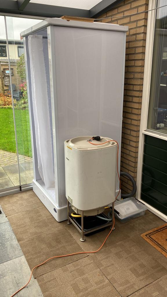 Tehuur: nooddouche, tijdelijke douche, verbouwingsdouche, Ophalen, Zo goed als nieuw, Douche