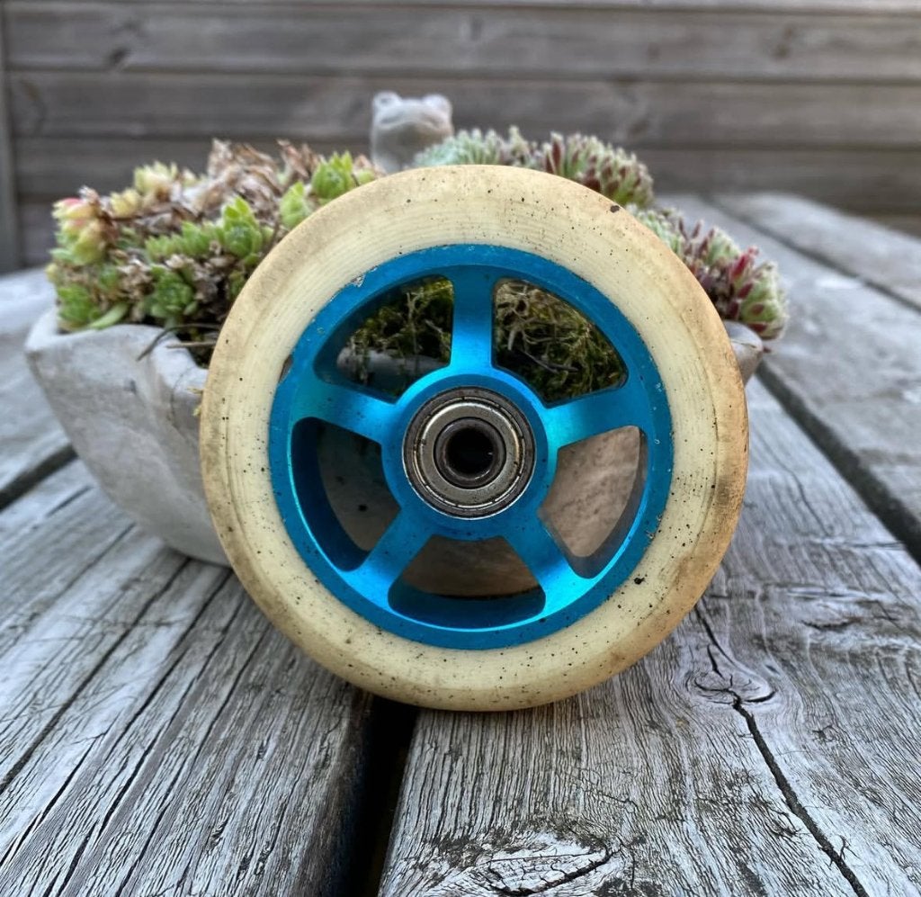 100mm stuntstep wiel, Ophalen of Verzenden, Zo goed als nieuw