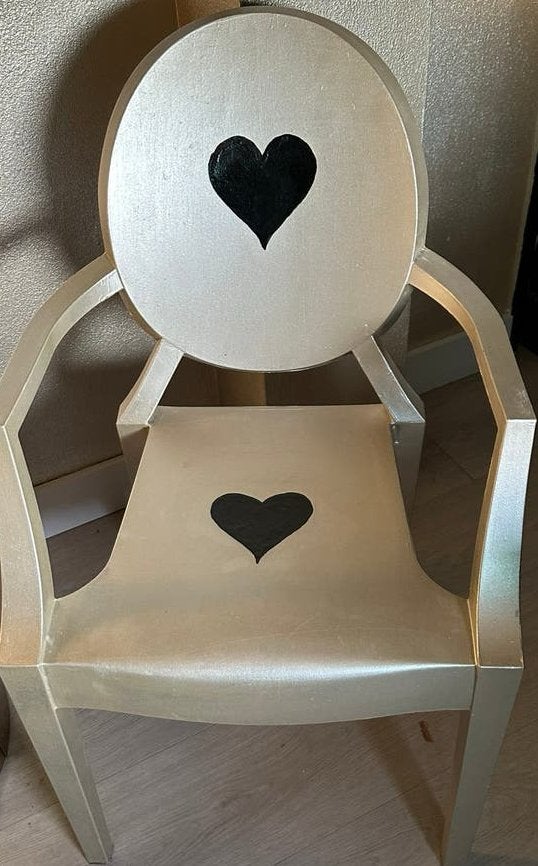 Louis Ghost " art "stoel met hartje KARTELL Uniek stuk, Ophalen, Zo goed als nieuw, Stoel(en)