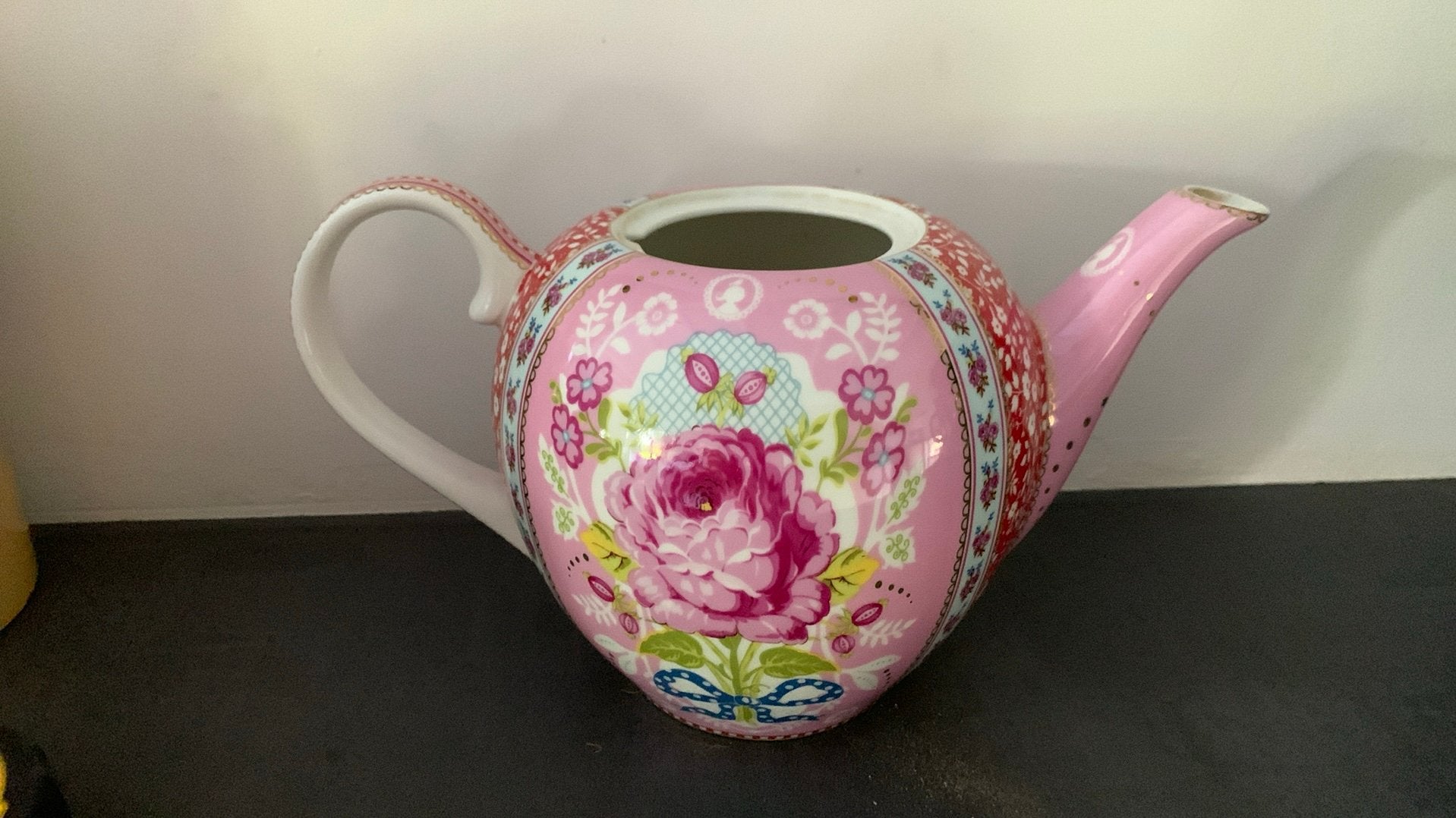 Theepot Pip servies, Ophalen, Zo goed als nieuw, Overige stijlen, Porselein
