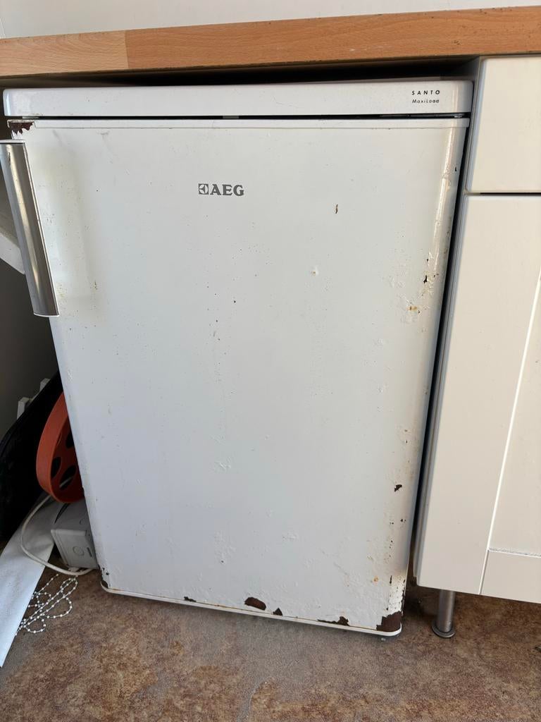 AEG Santo Maxiload Koelkast met vriesvak - Compact, Minder dan 85 cm, Ophalen of Verzenden, Minder dan 75 liter, 45 tot 60 cm