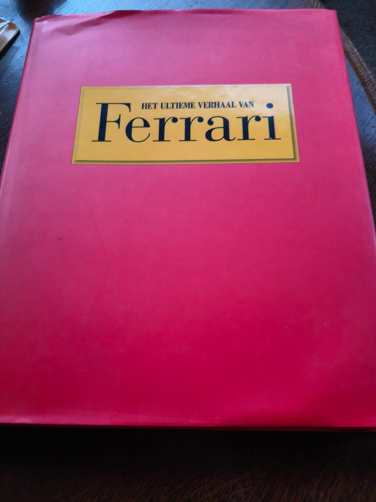 Het Ultieme Verhaal van Ferrari - Boek, Ophalen of Verzenden, Gelezen, Ferrari