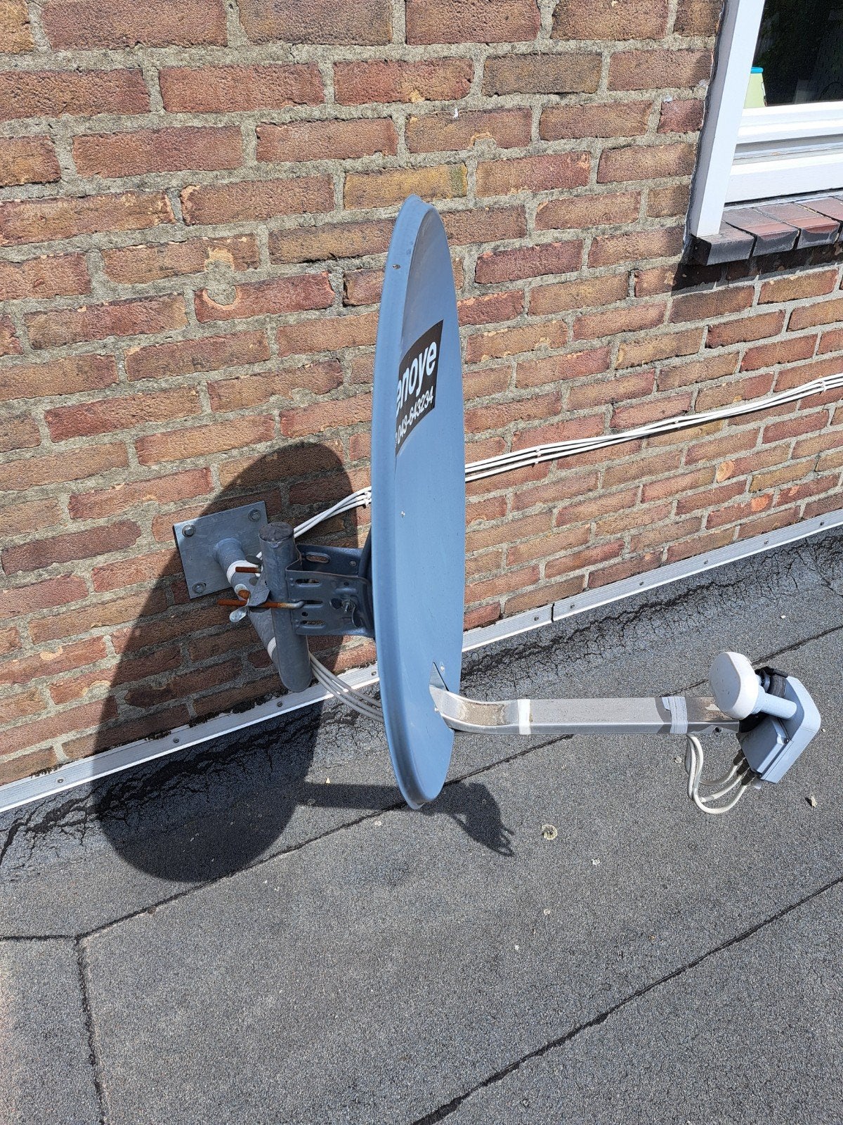 Te koop schotelantenne, Ophalen, Gebruikt, (Schotel)antenne, Overige merken