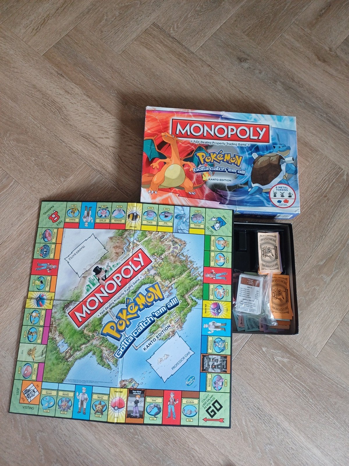 Monopoly Pokémon Kanto Edition - Bordspel, Vijf spelers of meer, Ophalen of Verzenden, Gebruikt, Hasbro