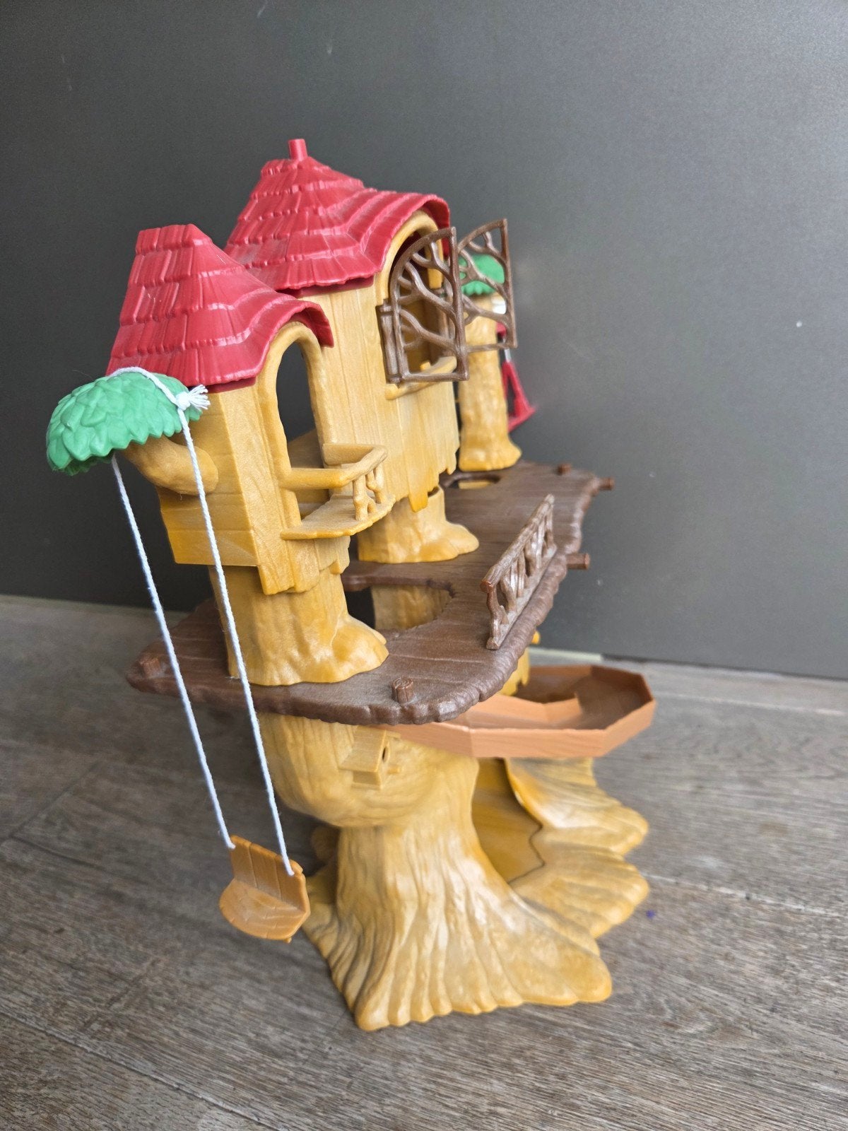 Foto 5 van Sylvanian Families Avontuurlijke Boomhut Speelset