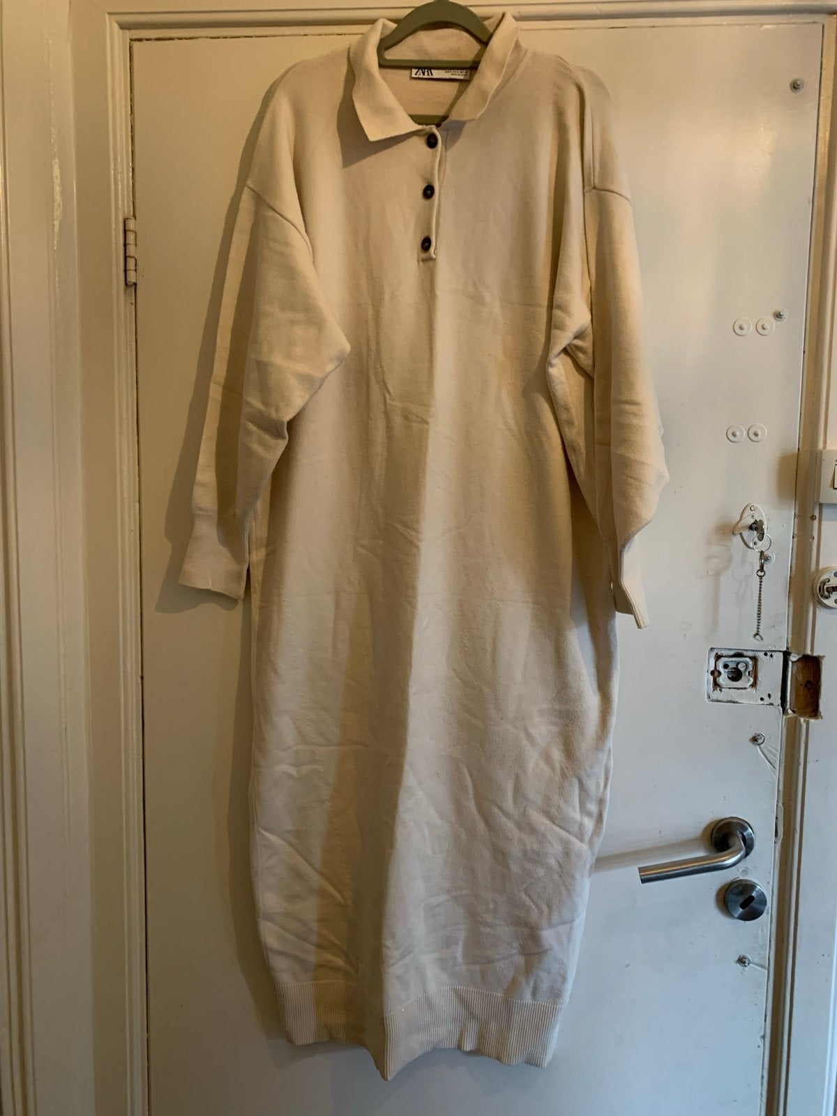 Zara gebreide jurk maat S valt als L, Beige, Maat 42/44 (L), Ophalen of Verzenden, Zo goed als nieuw