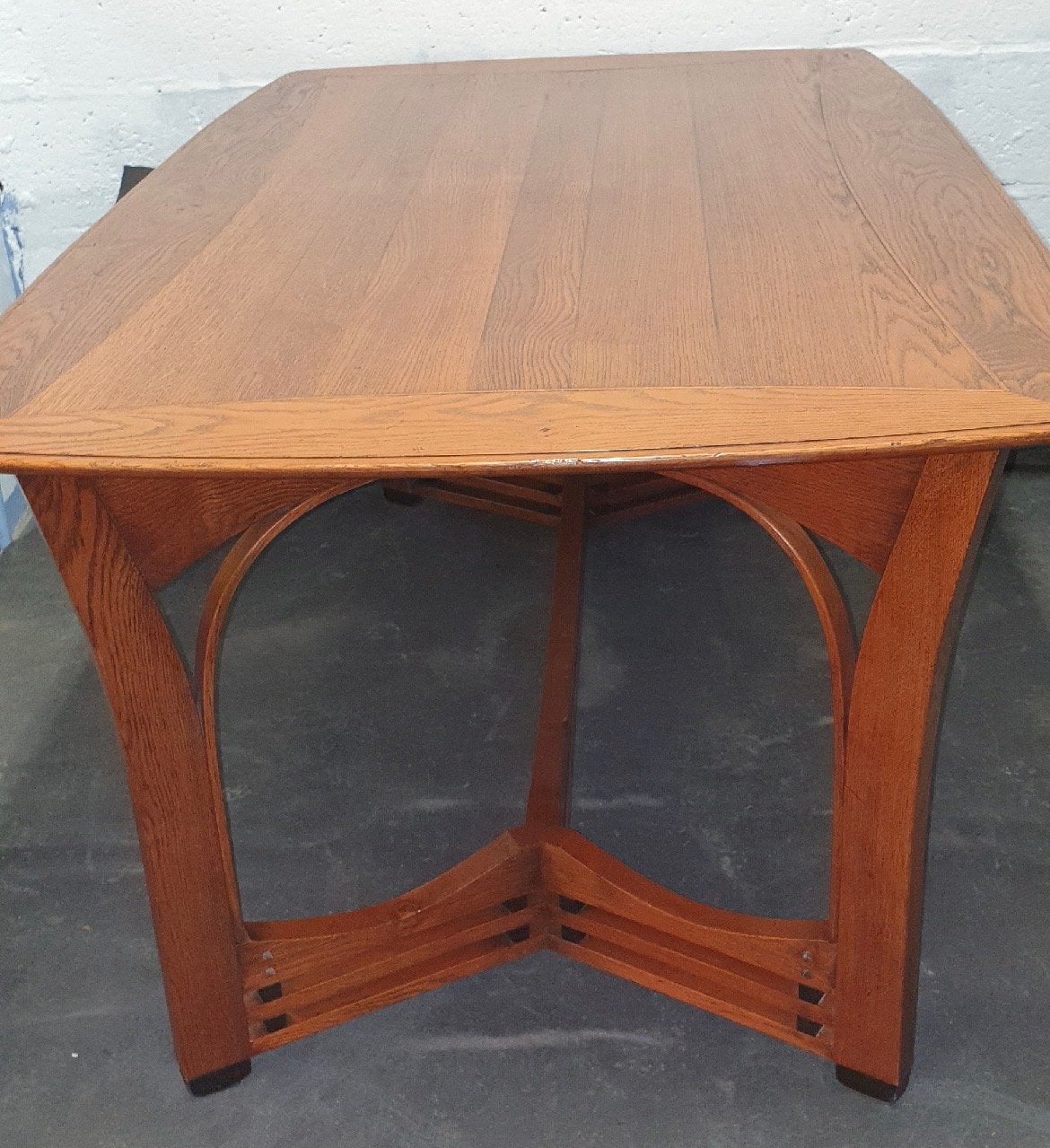 Schuitema Jugendstil Eetkamertafel Eikenhout, Ophalen
