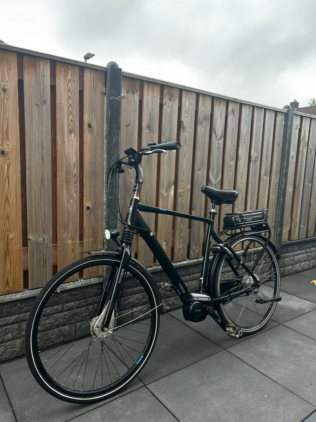 Giant elektrische herenfiets met Yamaha middenmotor, Minder dan 30 km per accu, Gebruikt, 59 cm of meer, Giant