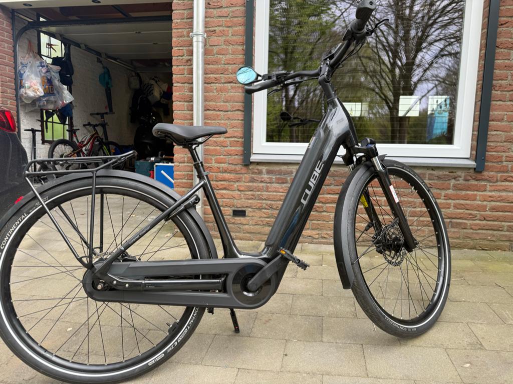 Cube Supreme Hybrid Comfort Pro 500 - Zo goed als nieuw, Fietsen en Brommers, Elektrische fietsen, Ophalen of Verzenden, Zo goed als nieuw