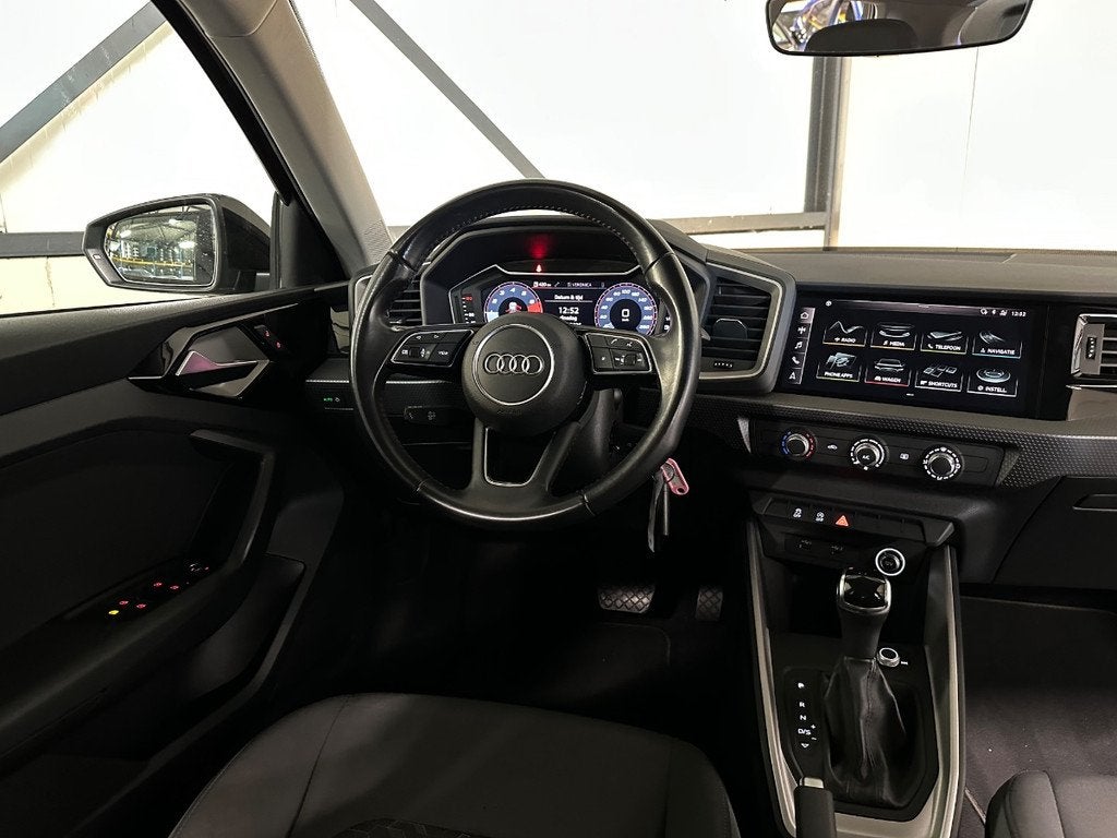 Audi A1 Sportback 30 TFSI Aut | Pro Line | Airco | Carplay |, Auto's, Audi, Euro 6, Zwart, Origineel Nederlands, Bedrijf