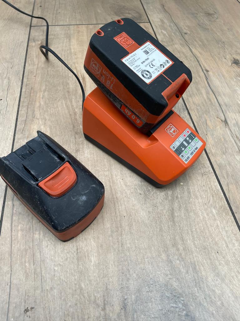 Fein multitool acculader accu accu’s, Ophalen of Verzenden, Zo goed als nieuw