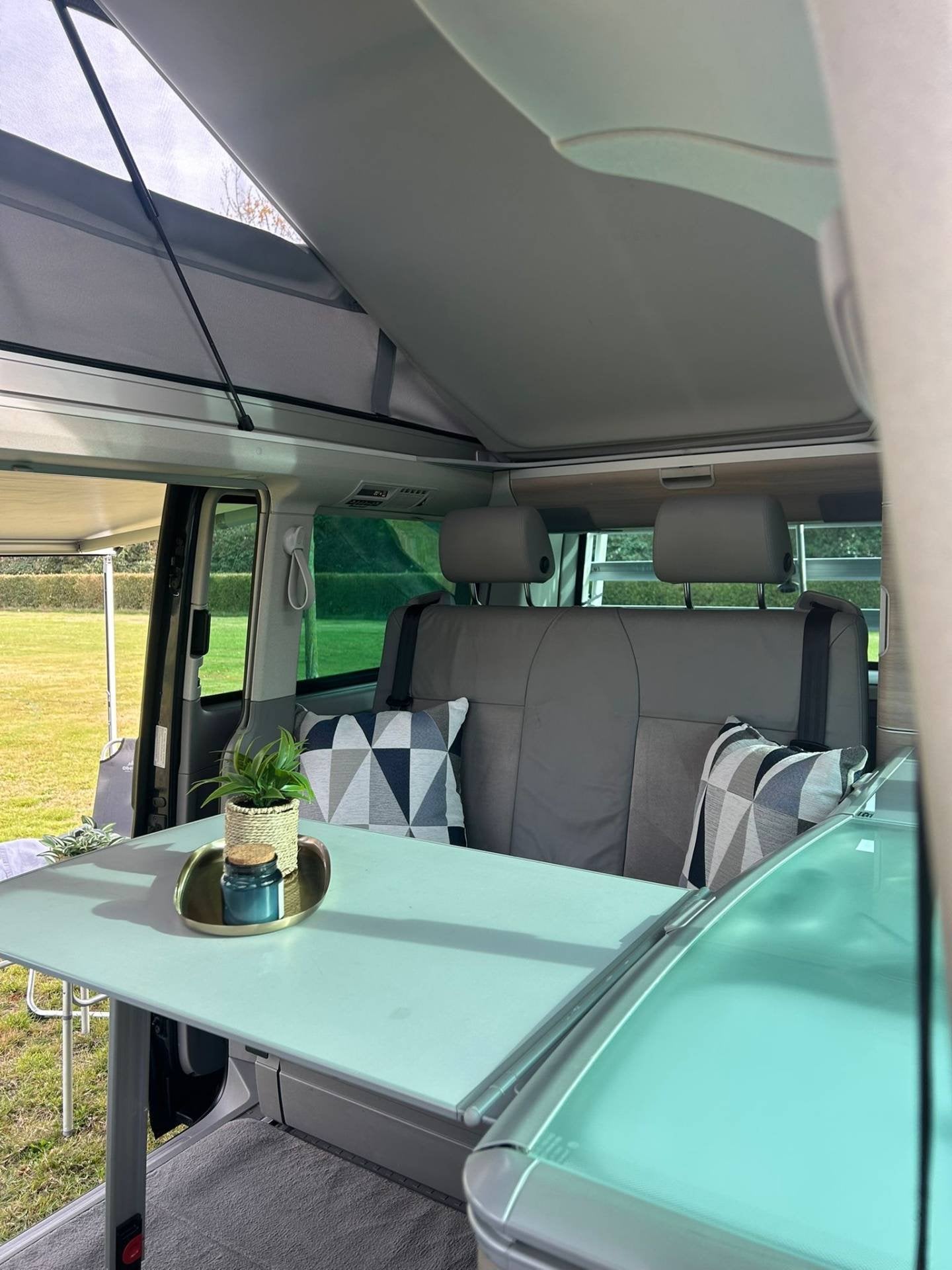 Foto 39 van Volkswagen California Transporter Buscamper 2.0 TDI 140 PK E