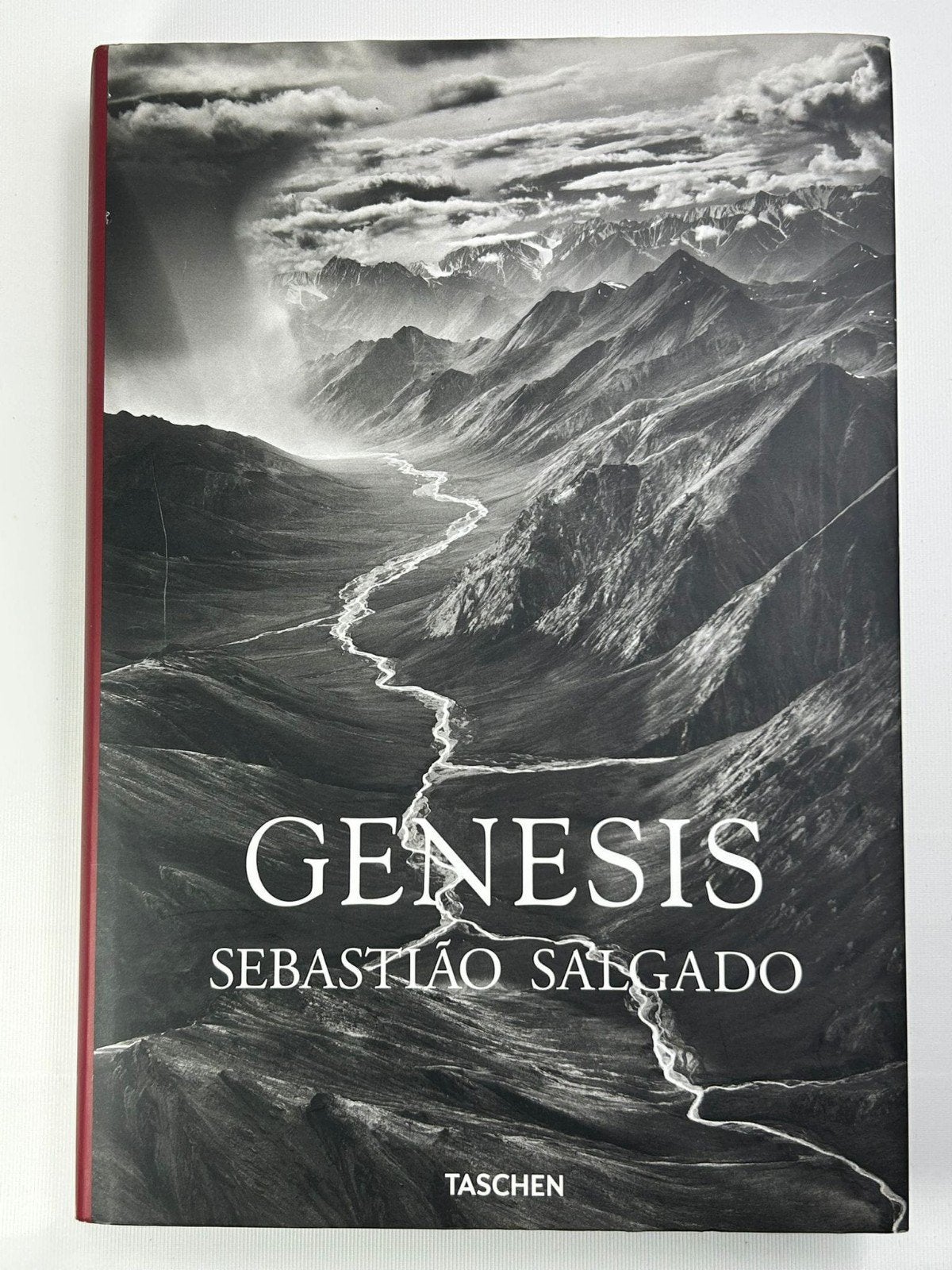 Genesis - Sebastião Salgado - Fotoboek, Ophalen of Verzenden, Gelezen, Fotografie algemeen, Sebastião Salgado