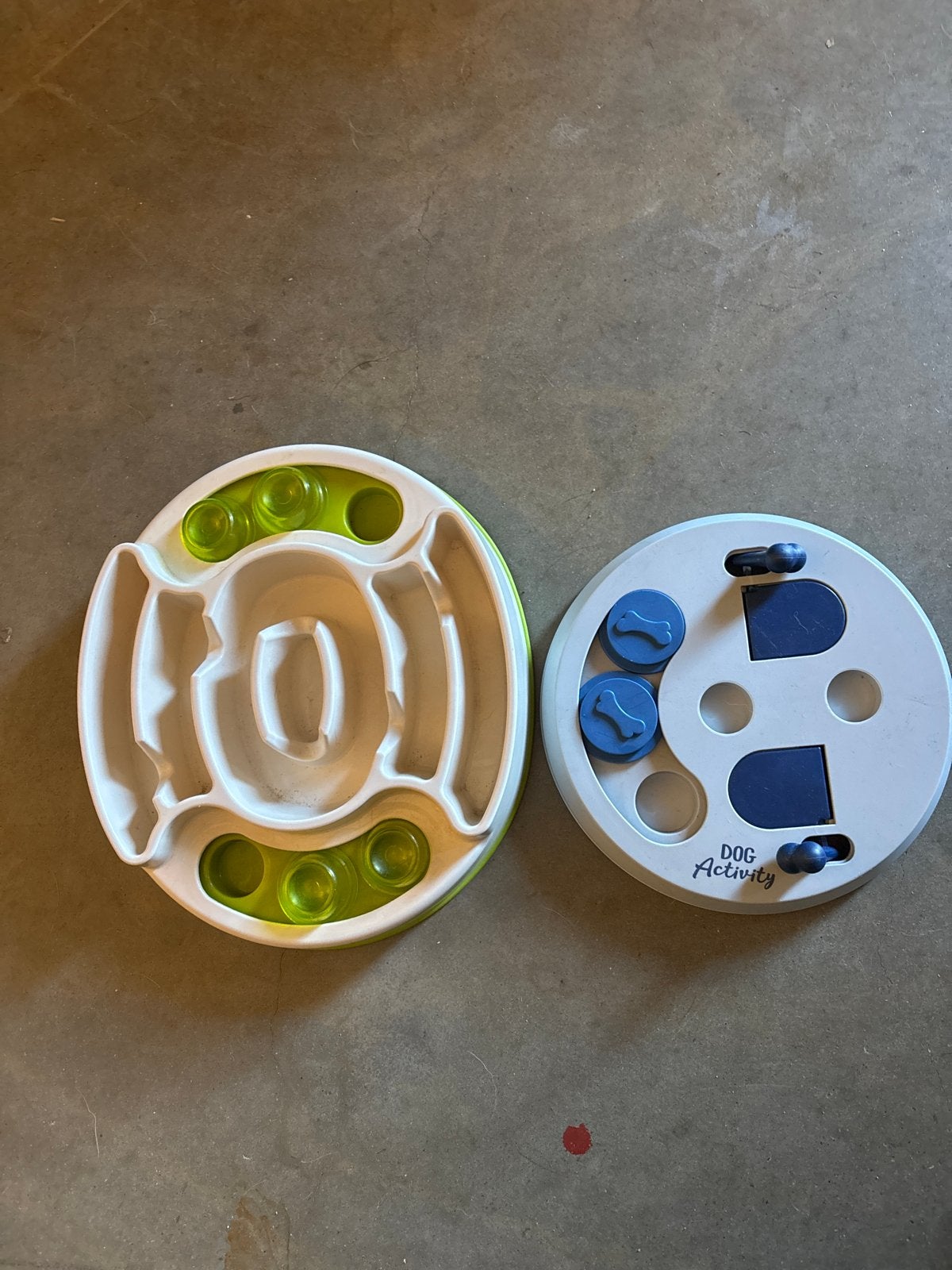 Hondenspeelgoed braintrainer denkspelletjes, Dieren en Toebehoren, Ophalen, Zo goed als nieuw