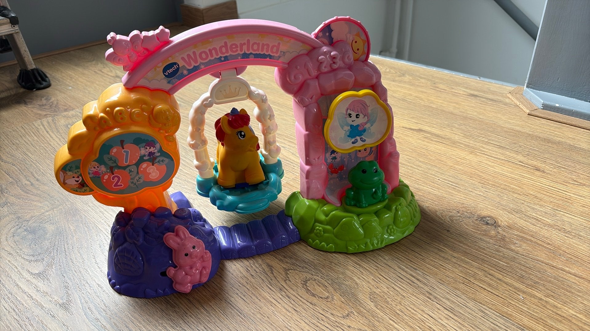 VTech Wonderland Schommel met Unicorn Tessa, Ophalen of Verzenden, Gebruikt, Overige typen, Met licht