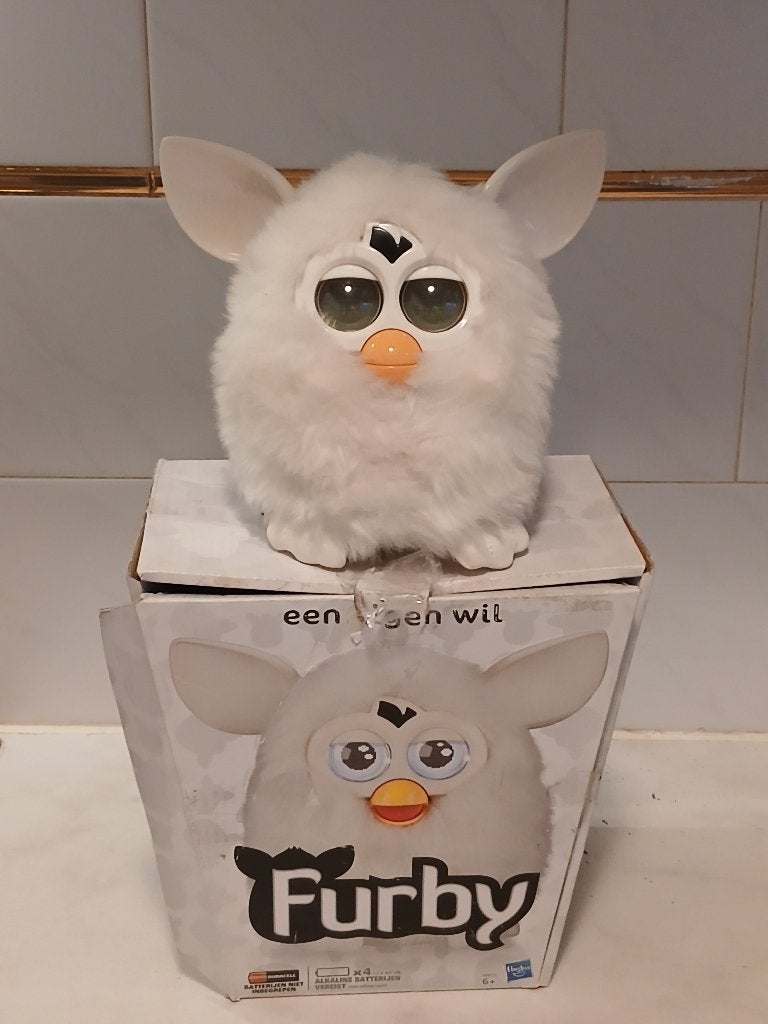 Furby met doos, Ophalen of Verzenden, Zo goed als nieuw, Overige typen