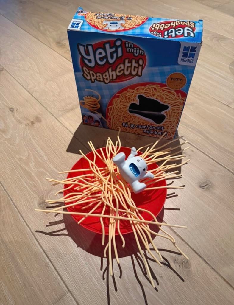 Yeti in mijn Spaghetti - Leuk familiespel, Kinderen en Baby's, Speelgoed | Overig, Ophalen of Verzenden, Zo goed als nieuw, Jongen of Meisje