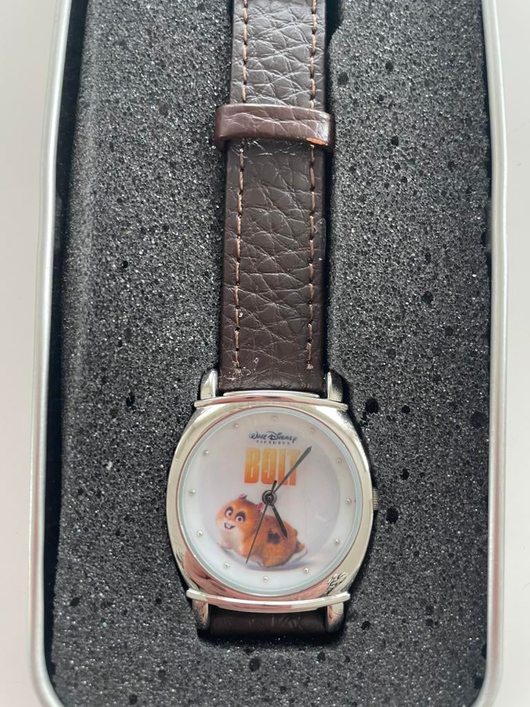 Disney Bolt horloge in blik, NIEUW, Verzamelen, Ophalen of Verzenden, Overige figuren, Nieuw, Overige typen