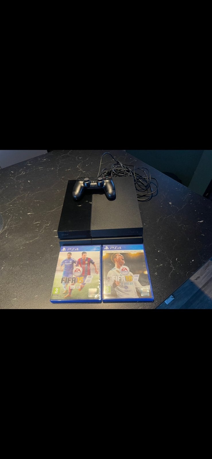 PlayStation 4 PS4  + Controller + 2 FIFA Games, Ophalen, Zo goed als nieuw, Met 1 controller, Original