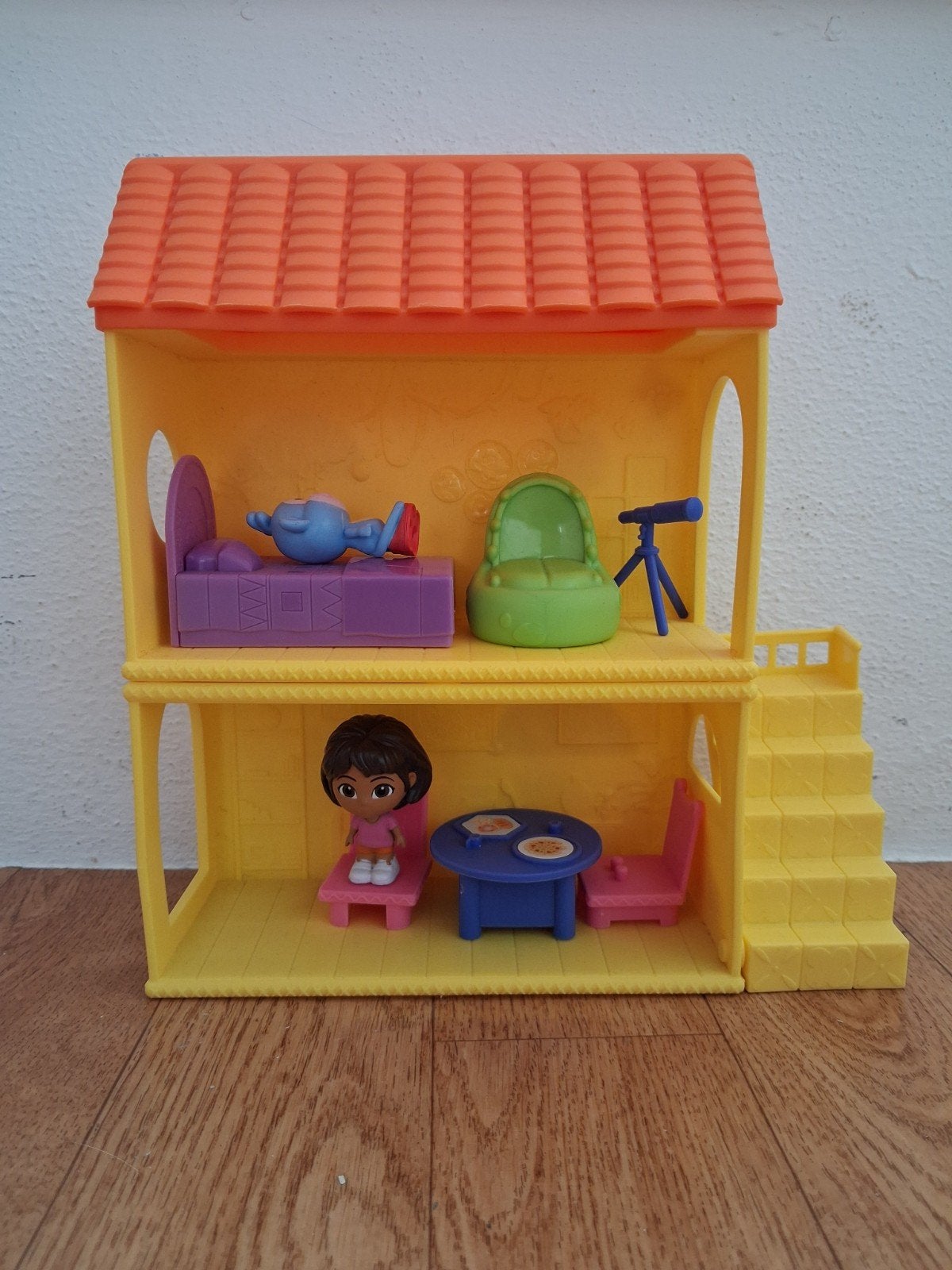 Dora Explorer mini huisje, Ophalen of Verzenden, Zo goed als nieuw, Poppenhuis