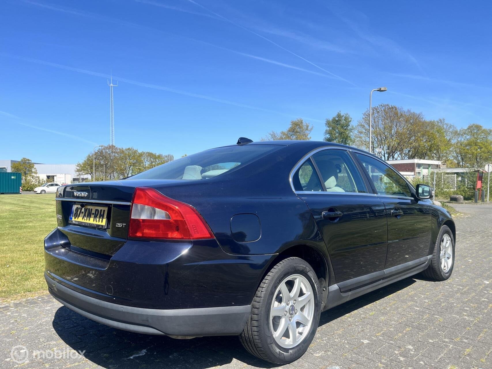 Volvo S80 2.5 T Kinetic Automaat / APK / NAP / Airco / Cruis, Auto's, Stof, 1514 kg, Blauw, 2521 cc
