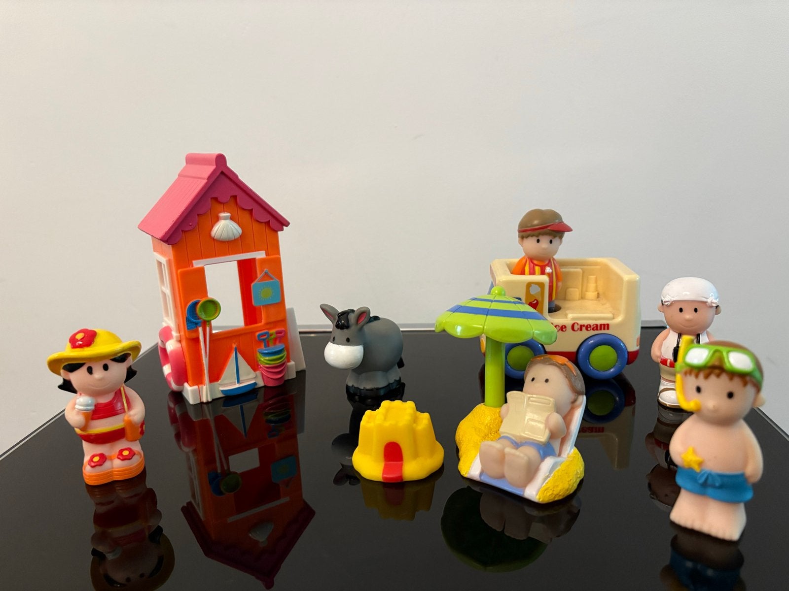 Happy Land speelset strand met figuren en accessoires, Ophalen of Verzenden, Gebruikt, Jongen of Meisje
