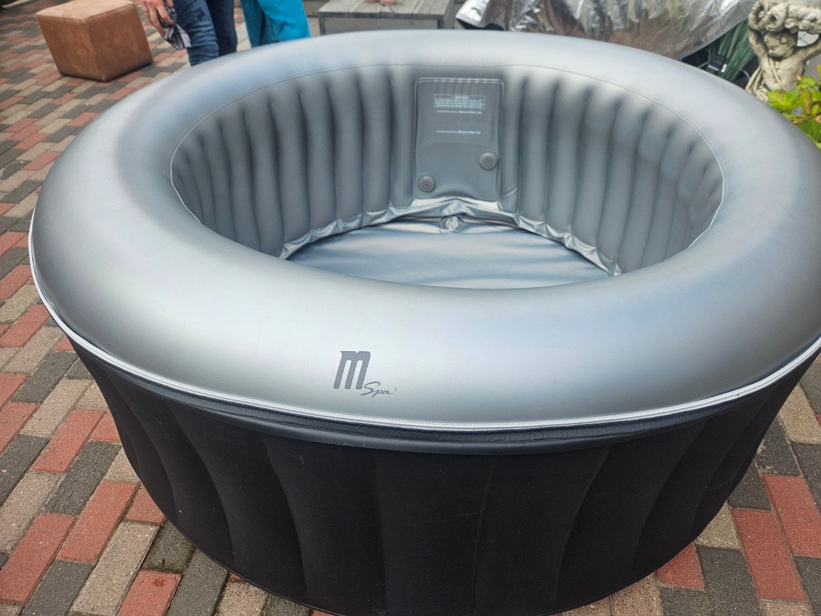 Opblaasbare jacuzzi - Zo goed als nieuw+ accesso, Tuin en Terras, Ophalen of Verzenden