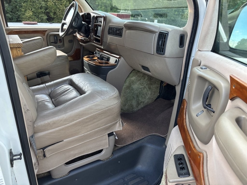 Chevrolet Express GMC Savana 75000 MILES camper benz/lpg, foto 10