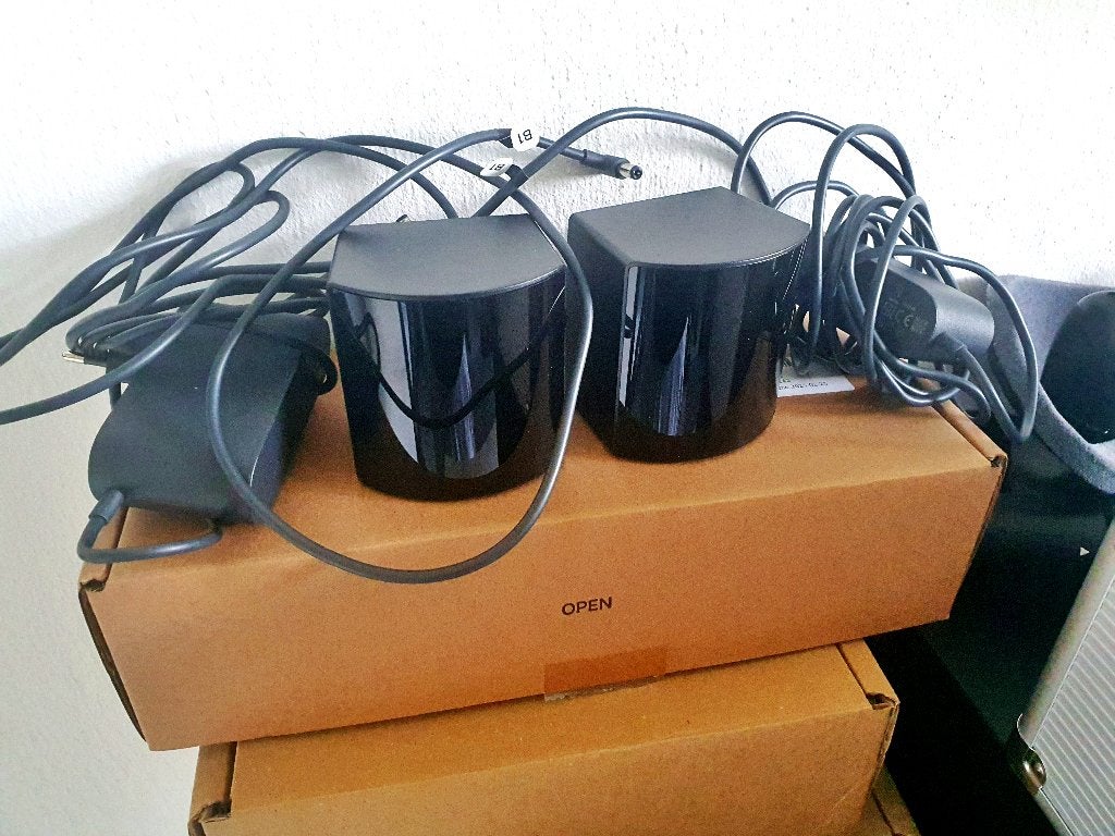HTC VIVE Base Station 2.0 (per stuk, 2 beschikbaar), Spelcomputers en Games, Virtual Reality, Ophalen of Verzenden, Zo goed als nieuw