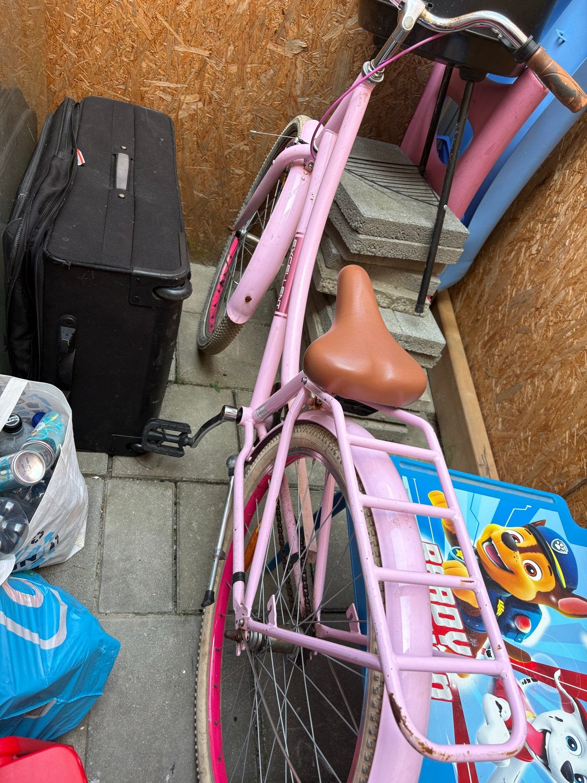 Roze meisjesfiets 26 inch, Fietsen en Brommers, Ophalen of Verzenden, Gebruikt, 26 inch of meer, Handrem
