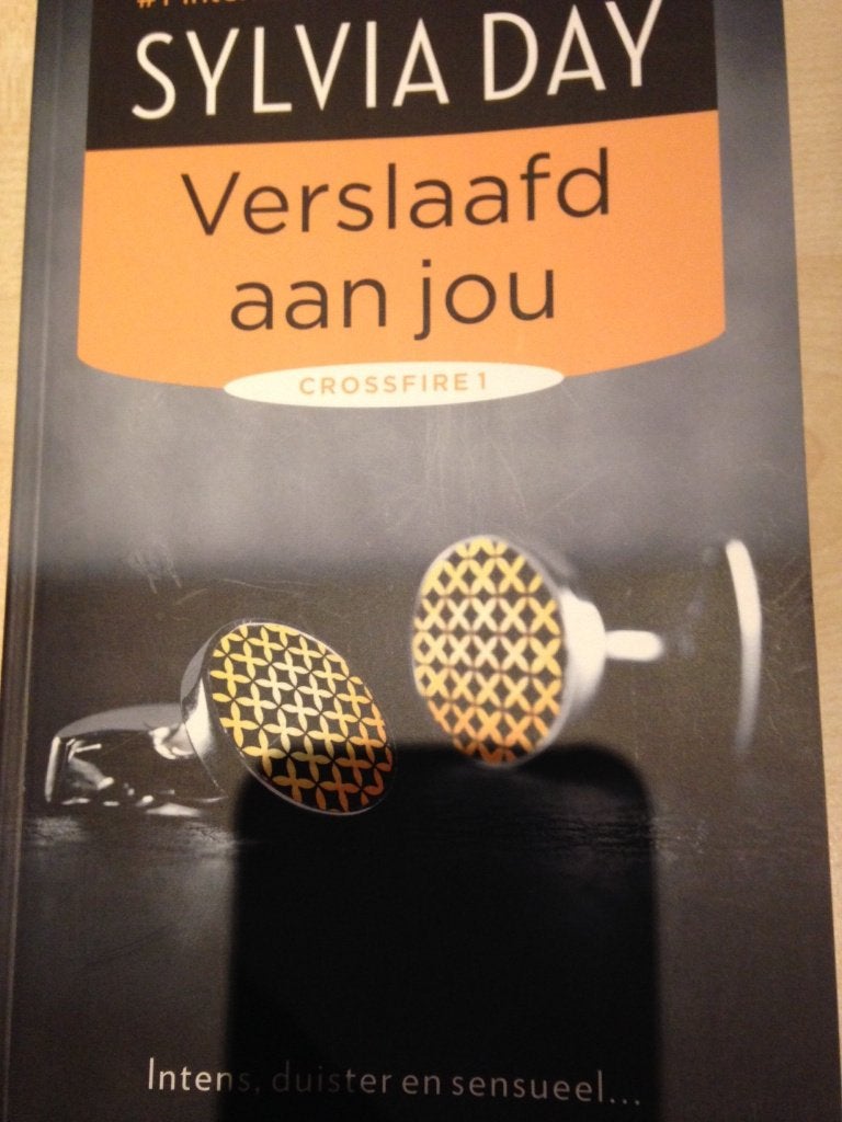 VERSLAAFD aan jou - Sylvia Day in ~~nieuw~~ staat, Boeken, Verzenden, Zo goed als nieuw