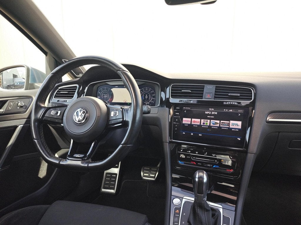 Volkswagen Golf 2.0 TSI 4Motion R, Auto's, Automaat, Gebruikt, 4 cilinders, 1984 cc