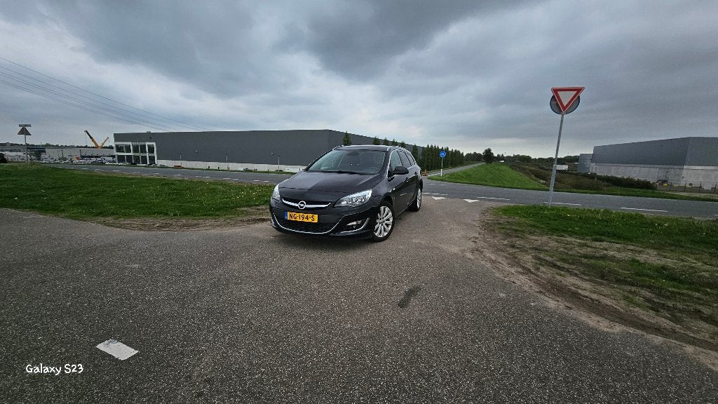 Foto 6 van Opel Astra 1.4 74KW ST 2016 Zwart