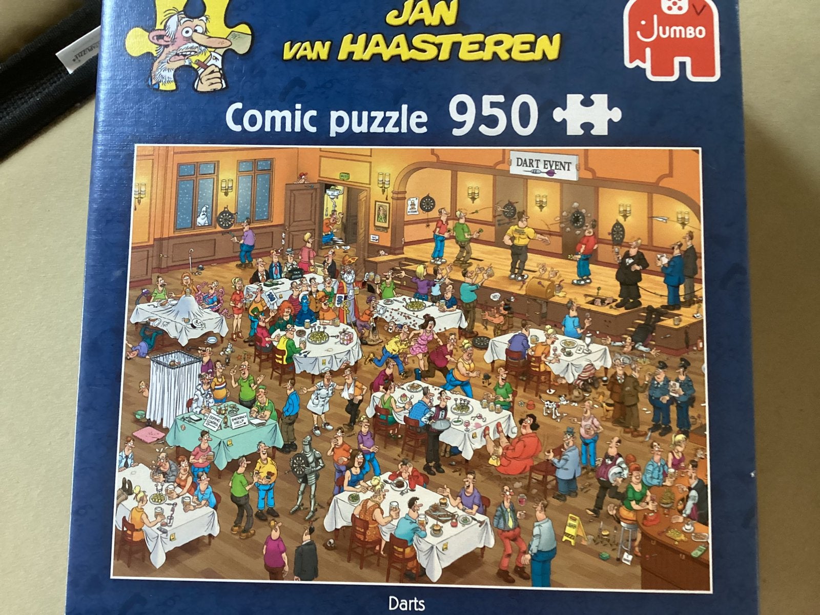 Puzzel jan van haasteren 950 stukjes Darts, Ophalen of Verzenden, 500 t/m 1500 stukjes, Zo goed als nieuw