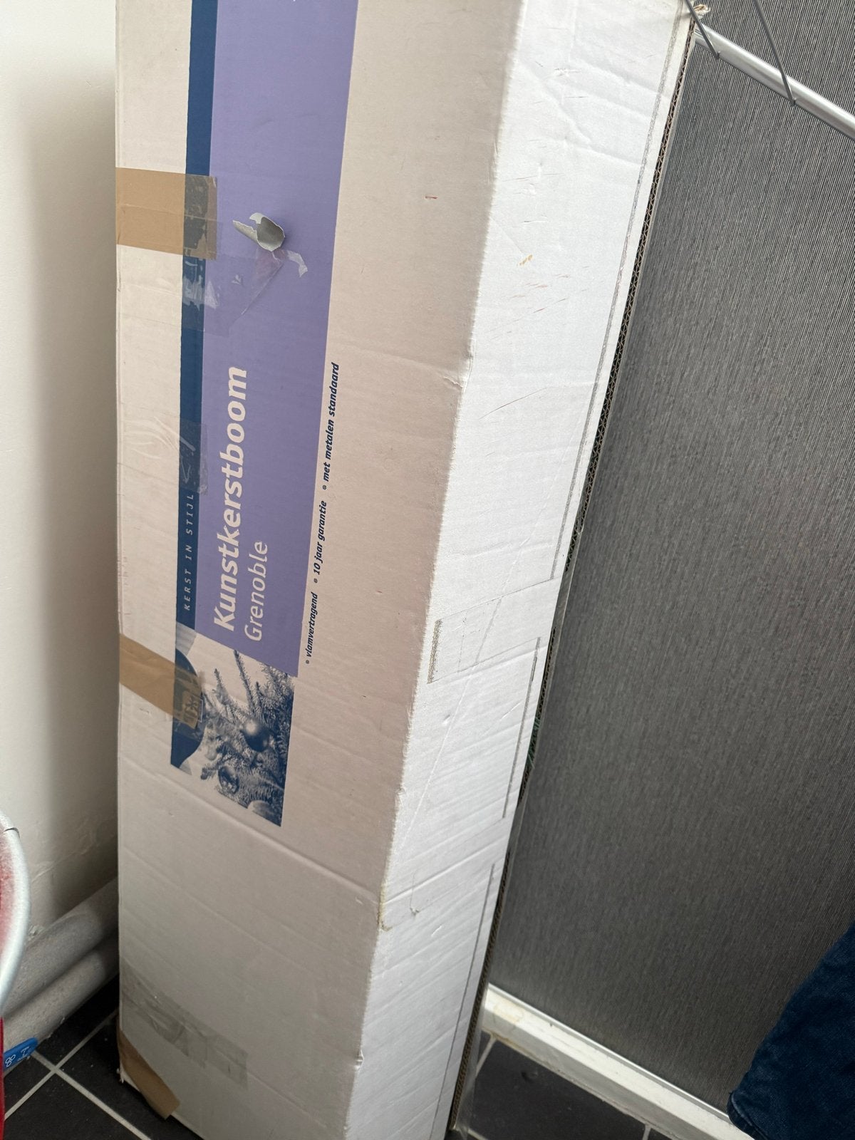 Kunstkerstboom, Ophalen