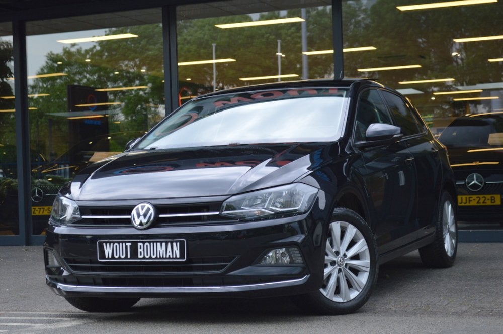 Volkswagen Polo 1.5 TSI Highline 150 pk DSG Panorama Acc Cam, Auto's, Stof, 4 cilinders, 150 pk, Bedrijf