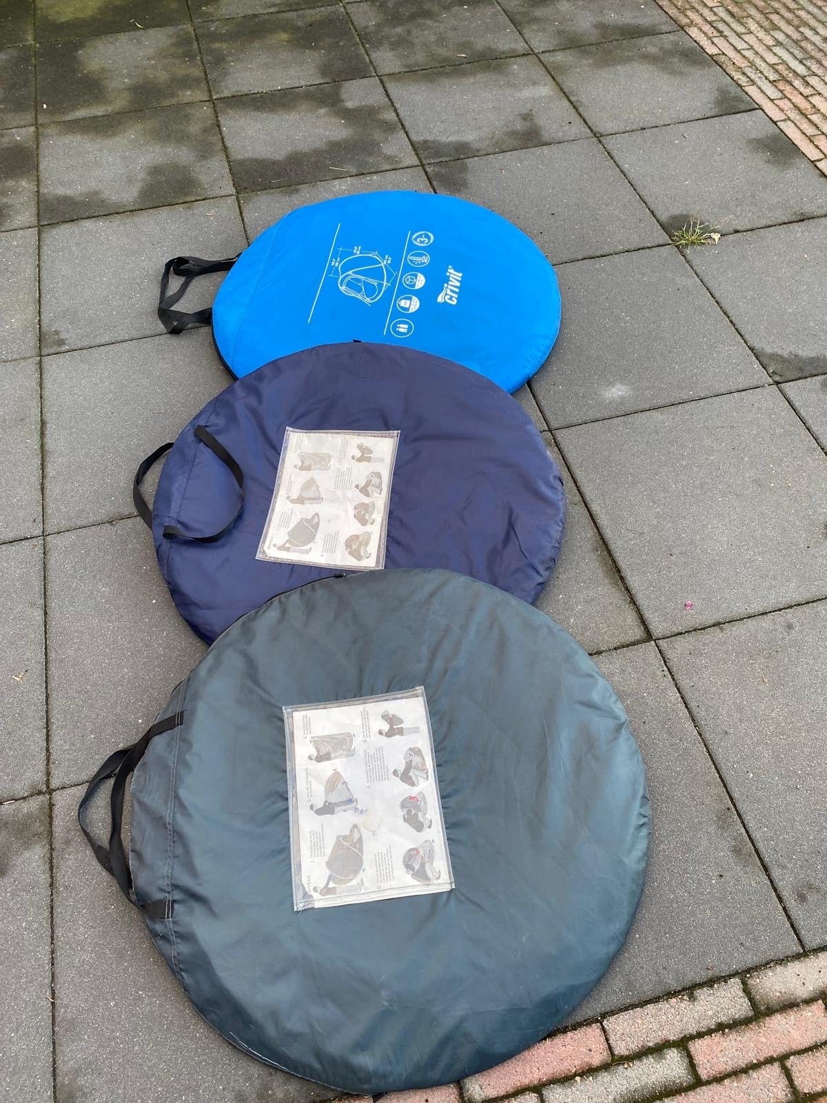3x Pop-up Tenten - Snel op te zetten en compact, Ophalen, Gebruikt, Tot en met 2