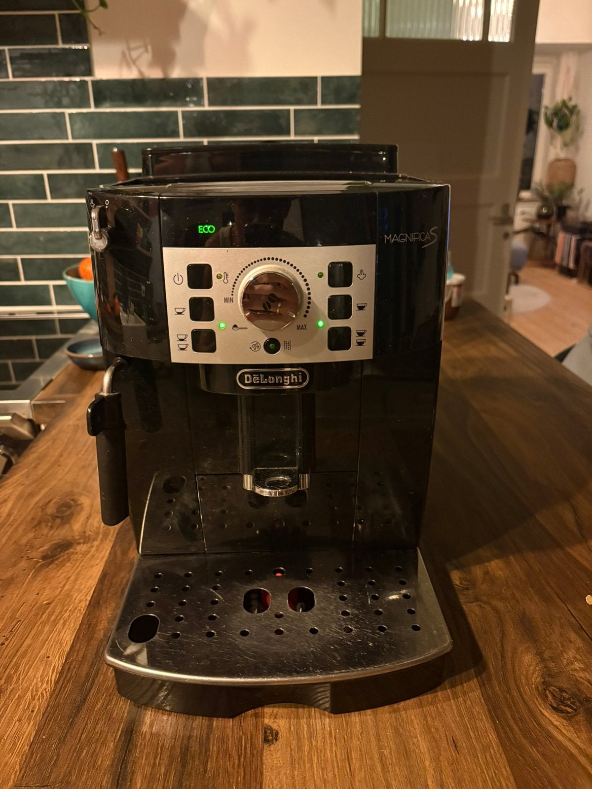 Delonghi magnifica S volautomatische koffiemachine
