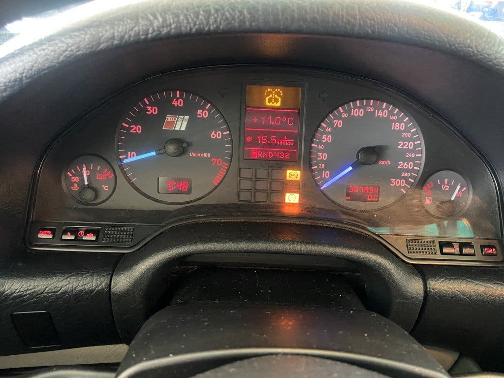 Audi S8 4.2 S8 (bj 1998, automaat), foto 8